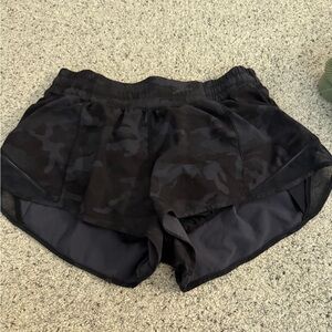 Lululemon Athletica Black Athletic Shorts Lightweight Moisture-Wicking